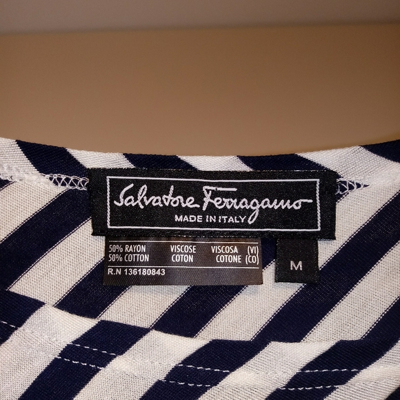 Salvatore Ferragamo asymmetric hem t-shirt - Picture 5 of 8